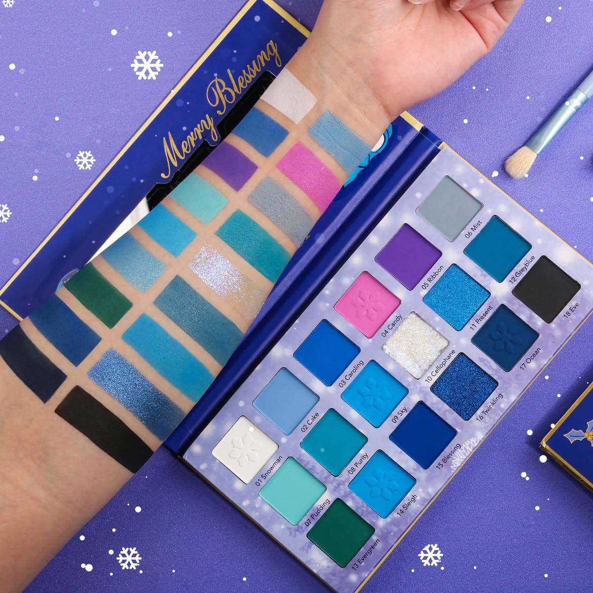 Blue Christmas Eyeshadow Palette 18 Colors